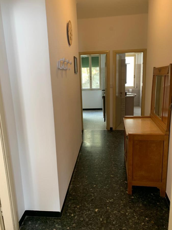 Casa Bianca 2 - Confortevole In Centro A Монелья Экстерьер фото
